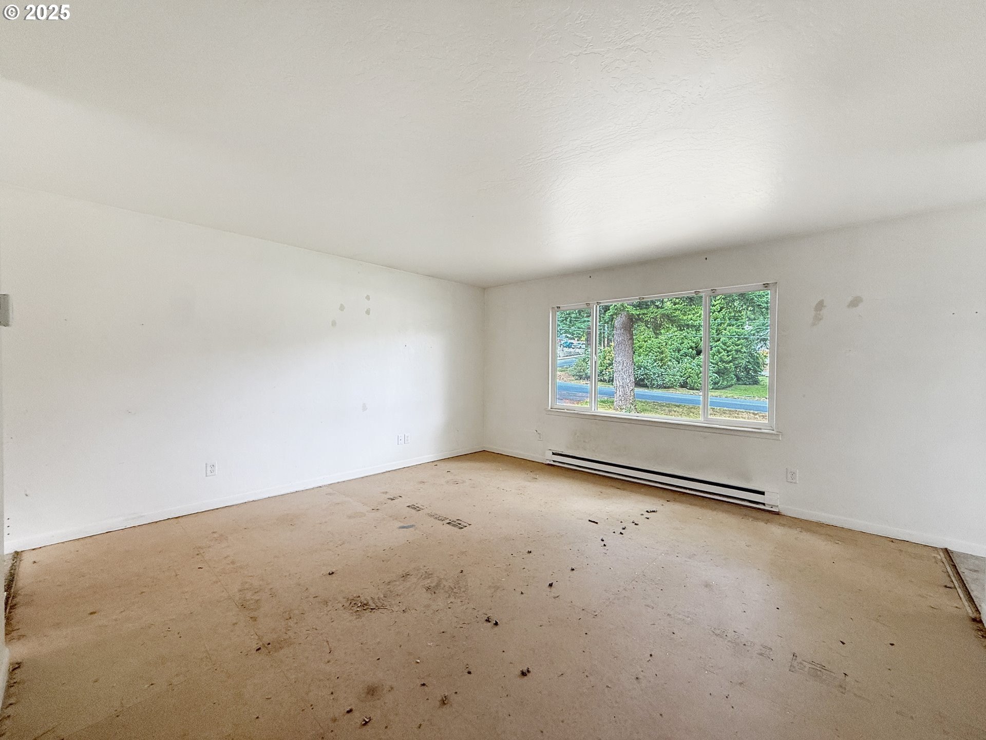 Brookings, Oregon, 97415, United States, ,Residential,For Sale,1983700