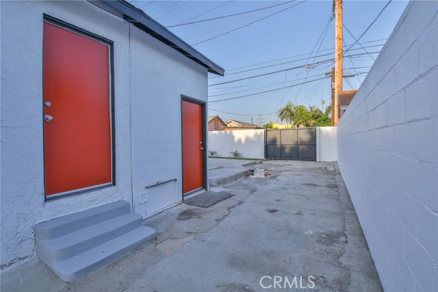 Los Angeles, California, 90002, United States, 3 Bedrooms Bedrooms, ,2 BathroomsBathrooms,Residential,For Sale,1928676