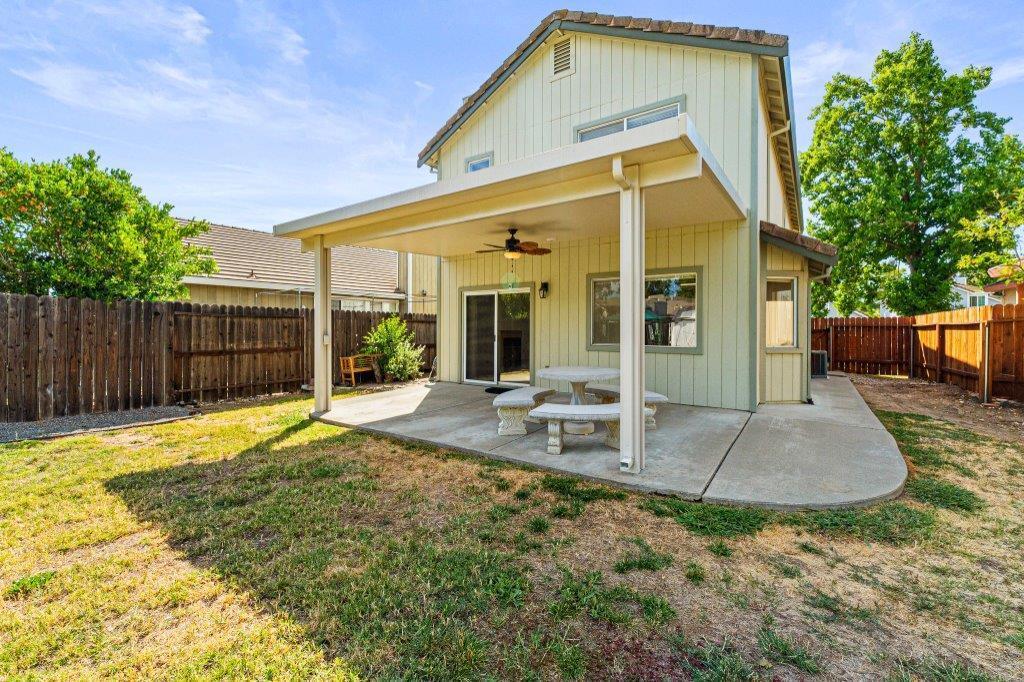 Elk Grove, California, 95758, United States, 3 Bedrooms Bedrooms, ,3 BathroomsBathrooms,Residential,For Sale,1900592