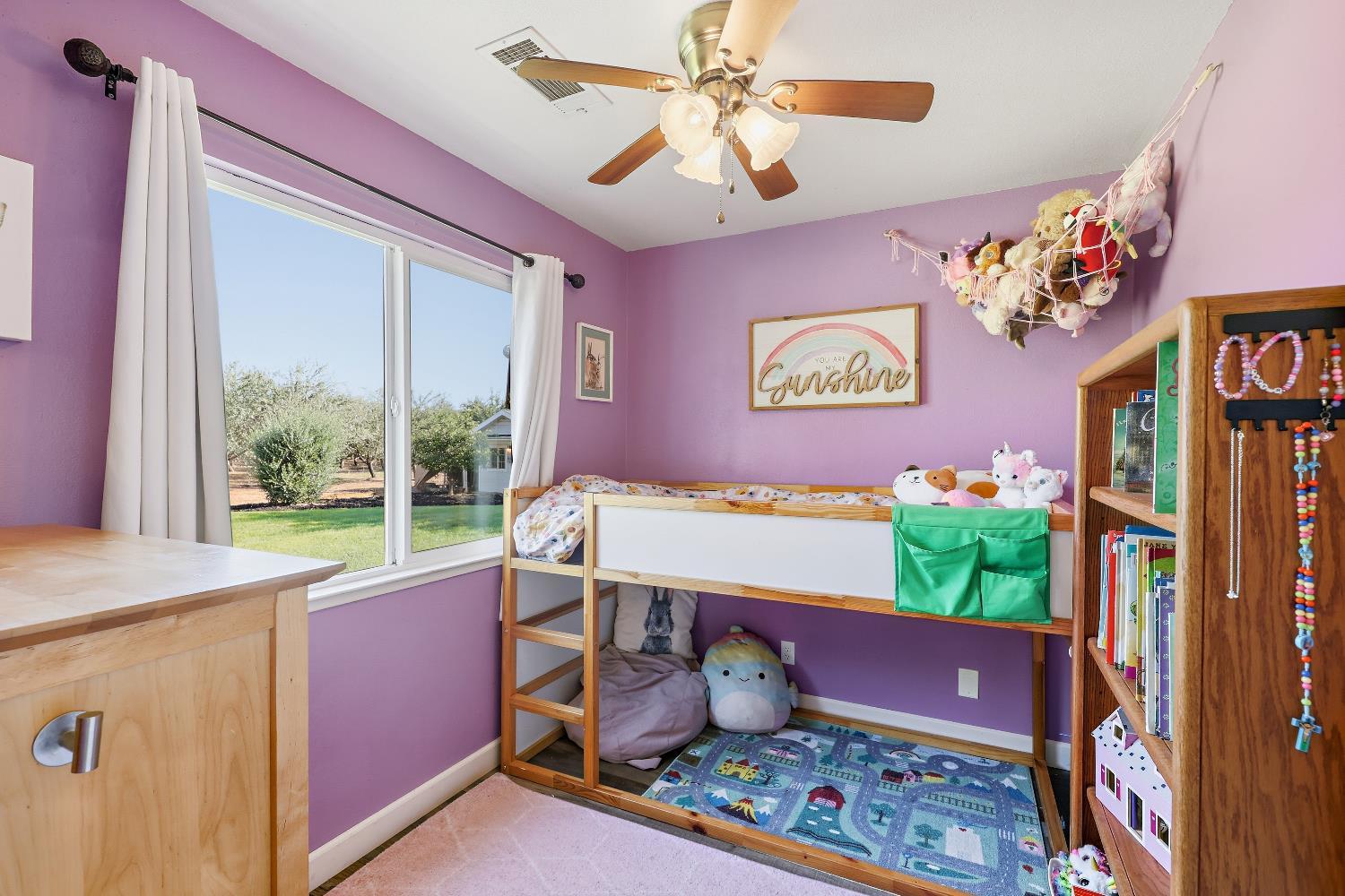 Le Grand, California, 95333, United States, 4 Bedrooms Bedrooms, ,3 BathroomsBathrooms,Residential,For Sale,1977955