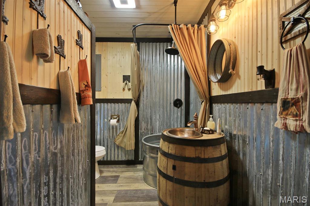 Lebanon, Missouri, 65536, United States, 3 Bedrooms Bedrooms, ,2 BathroomsBathrooms,Residential,For Sale,1982257