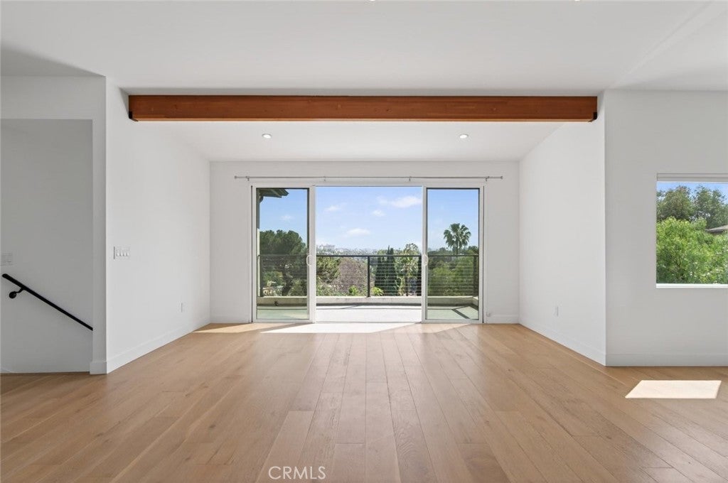 Los Angeles, California, 90026, United States, 3 Bedrooms Bedrooms, ,3 BathroomsBathrooms,Residential,For Sale,2040184