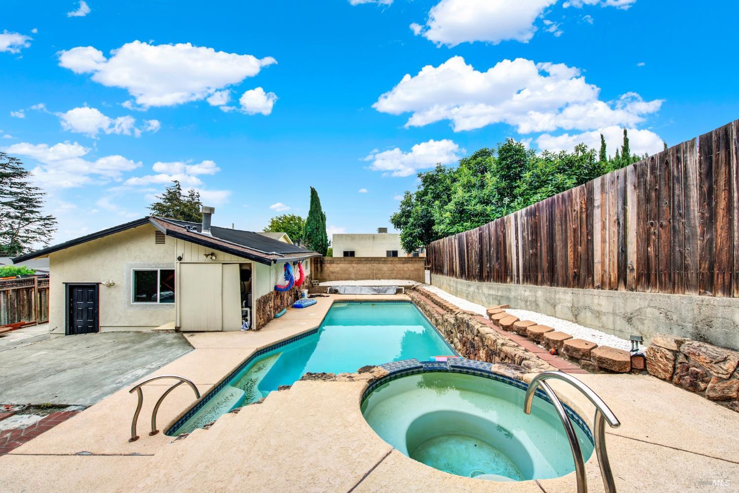 Benicia, California, 94510, United States, 4 Bedrooms Bedrooms, ,3 BathroomsBathrooms,Residential,For Sale,1989511