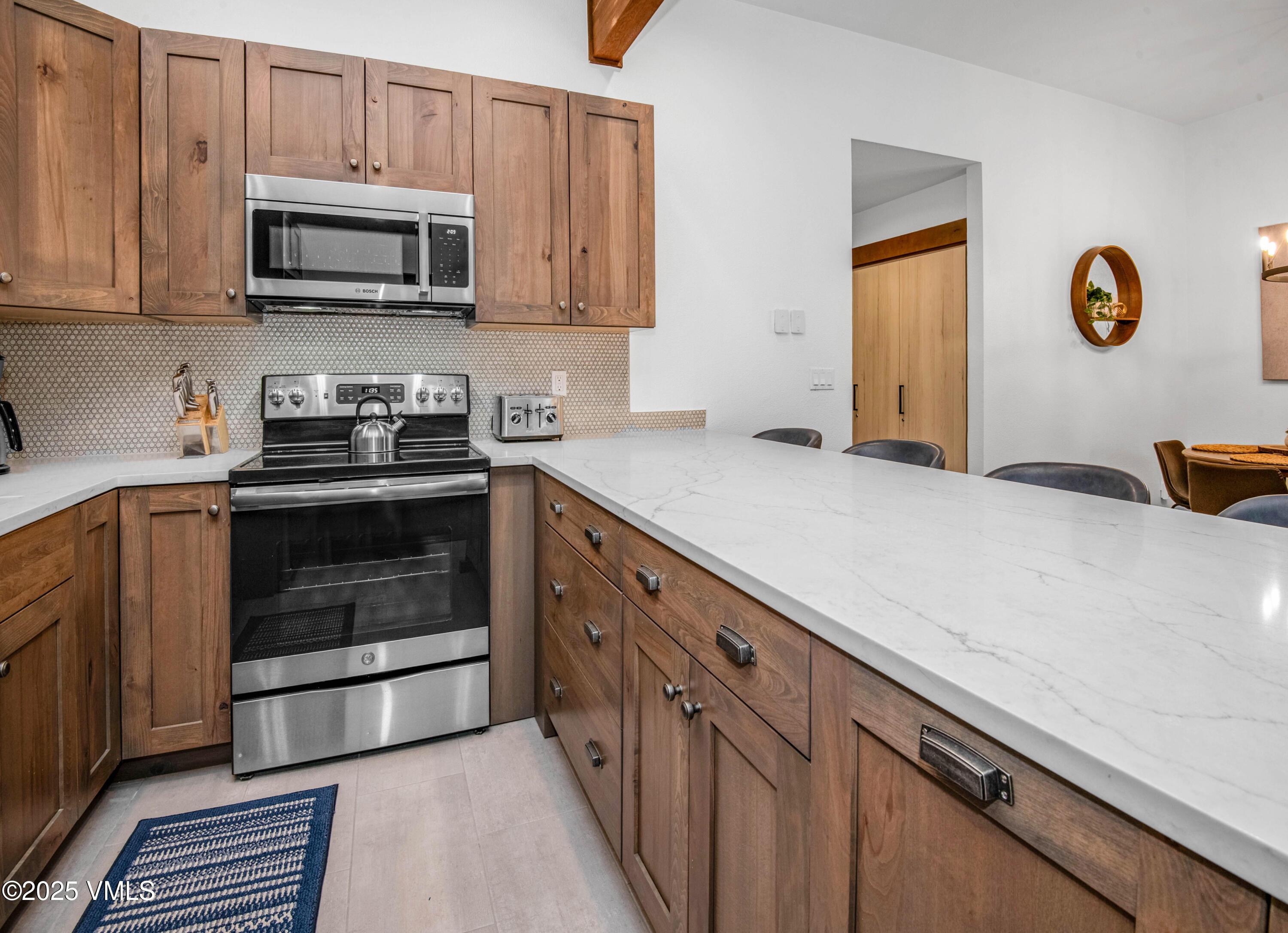 Eagle-Vail, Colorado, 81620, United States, 2 Bedrooms Bedrooms, ,2 BathroomsBathrooms,Residential,For Sale,1989630