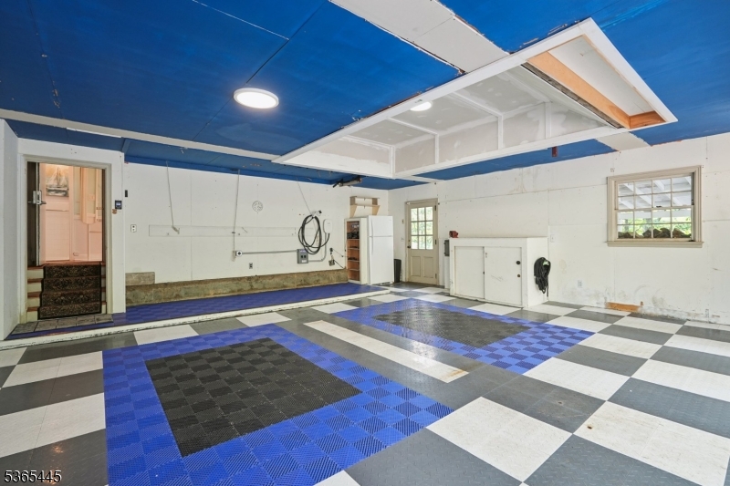 Kinnelon Boro, New Jersey, 07405-2443, United States, 4 Bedrooms Bedrooms, ,3 BathroomsBathrooms,Residential,For Sale,1861963