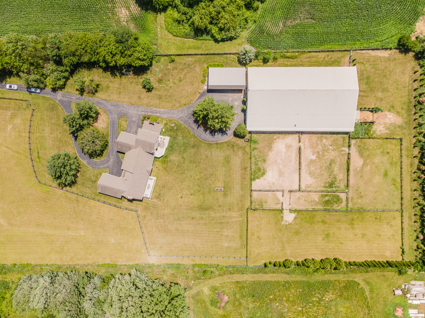 Caledonia, Illinois, 61011, United States, 4 Bedrooms Bedrooms, ,5 BathroomsBathrooms,Residential,For Sale,1984139