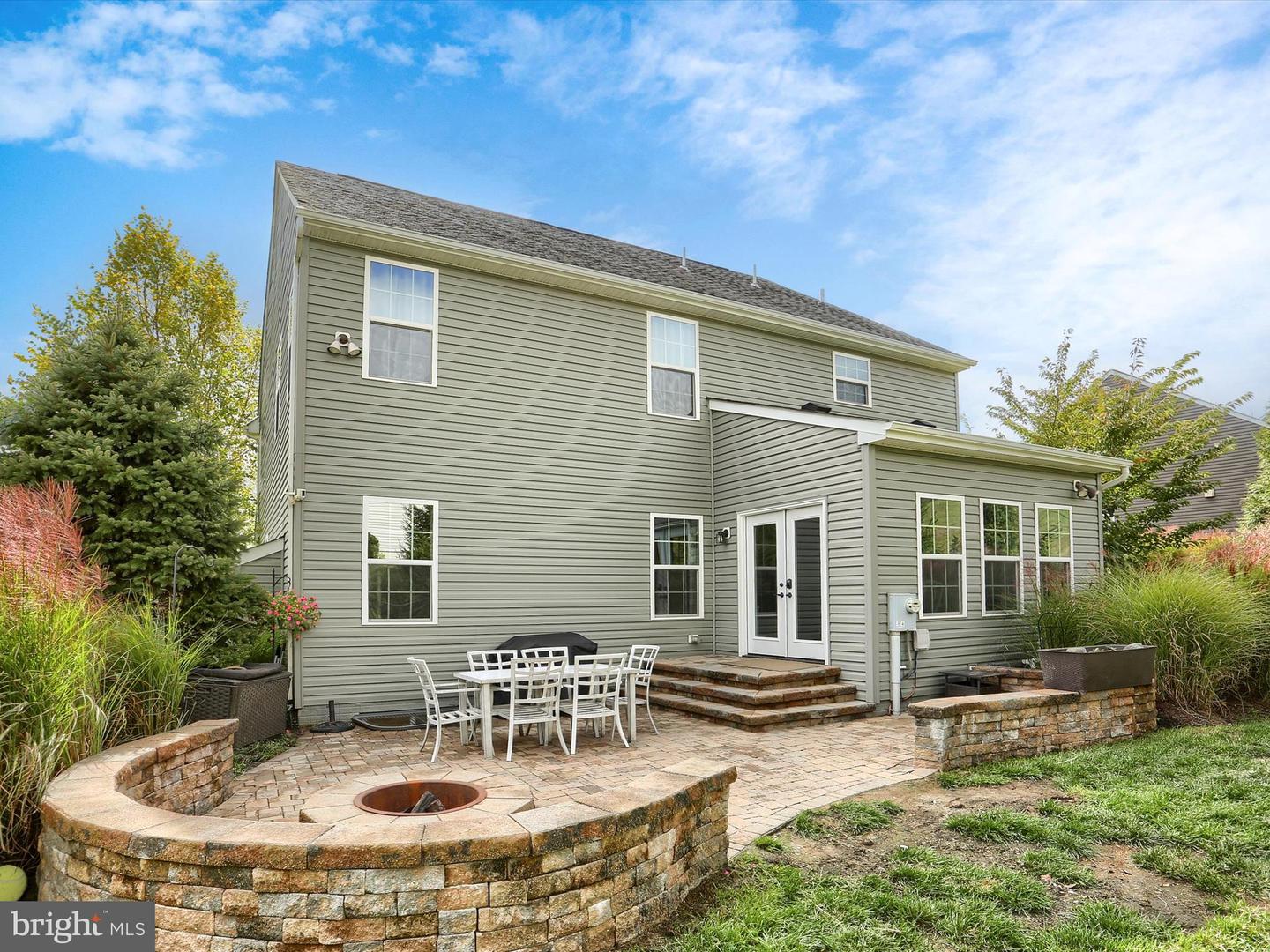 Harrisburg, Pennsylvania, 17112, United States, 5 Bedrooms Bedrooms, ,4 BathroomsBathrooms,Residential,For Sale,1970182