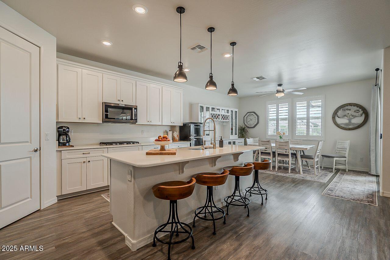 Maricopa, Arizona, 85138, United States, 3 Bedrooms Bedrooms, ,Residential,For Sale,1940206