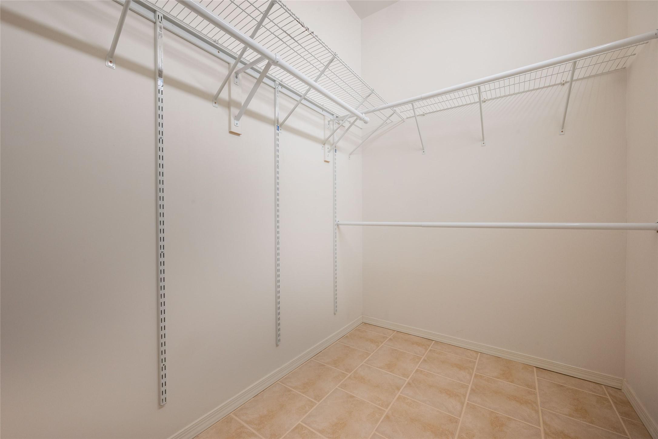 Santa Fe, New Mexico, 87507, United States, 3 Bedrooms Bedrooms, ,2 BathroomsBathrooms,Residential,For Sale,1877407