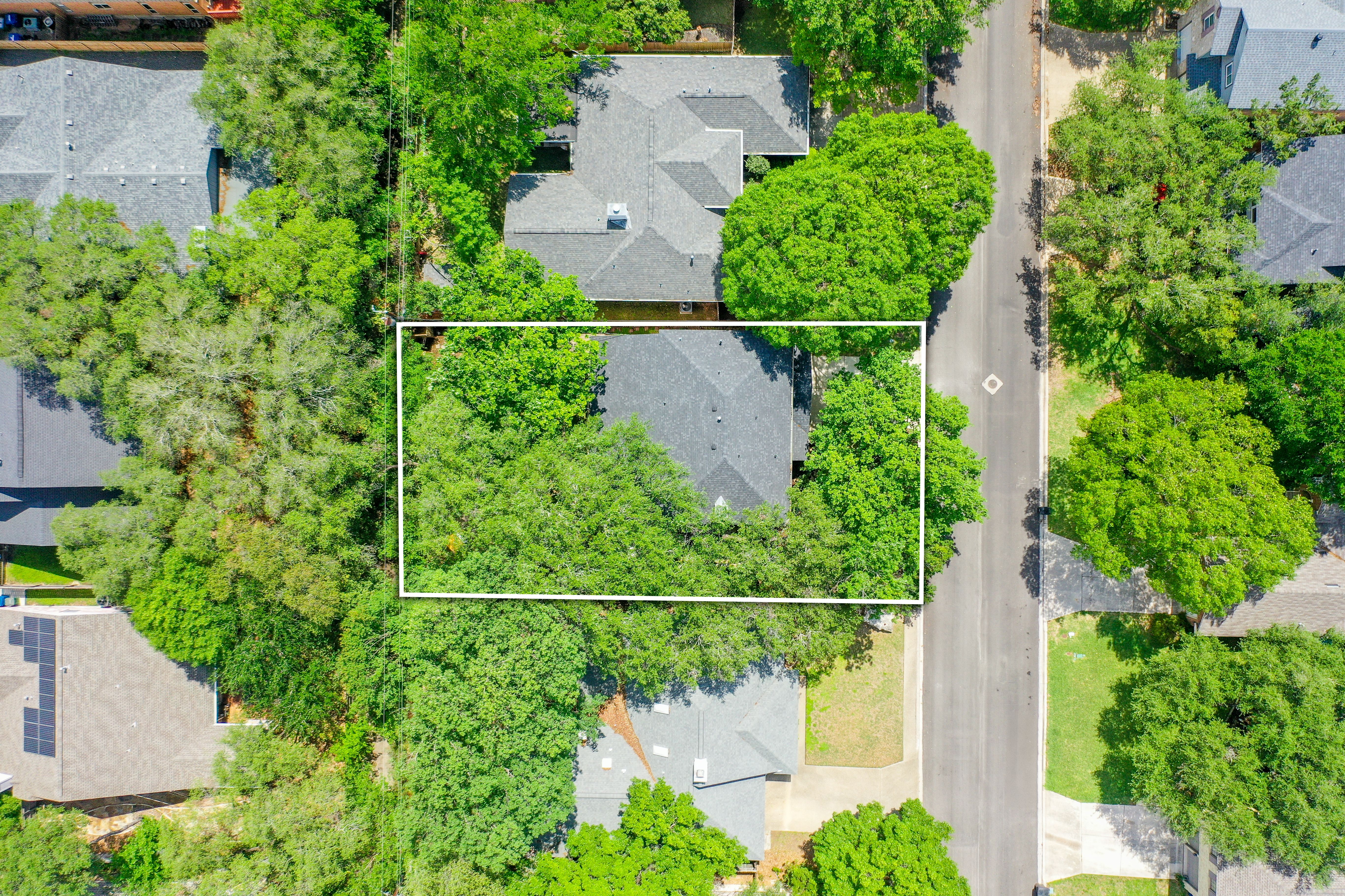  Luxury Living in Churchill Estates with Timeless Design - 物件實景