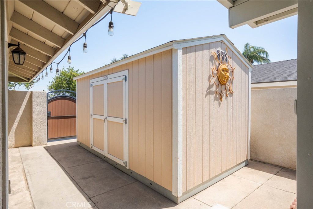 Corona, California, 92882, United States, 3 Bedrooms Bedrooms, ,2 BathroomsBathrooms,Residential,For Sale,2049175