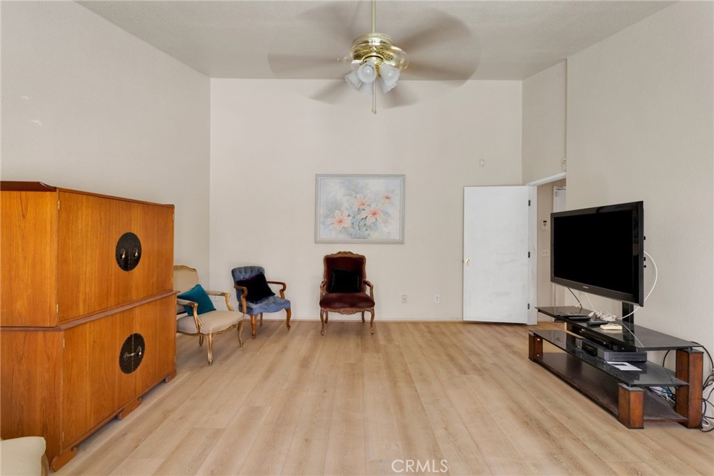 Apple Valley, California, 92308, United States, 5 Bedrooms Bedrooms, ,4 BathroomsBathrooms,Residential,For Sale,1941595