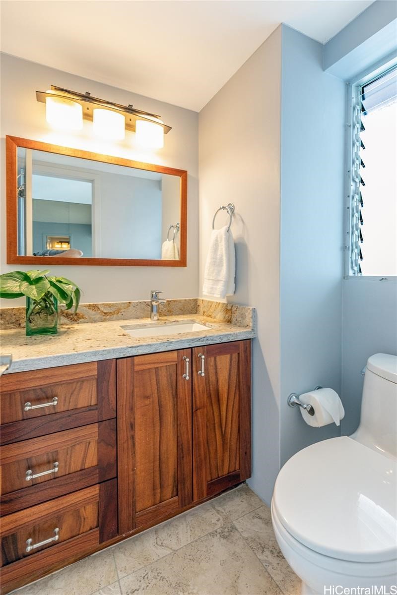 Honolulu, Hawaii, 96815, United States, 2 Bedrooms Bedrooms, ,2 BathroomsBathrooms,Residential,For Sale,1846799