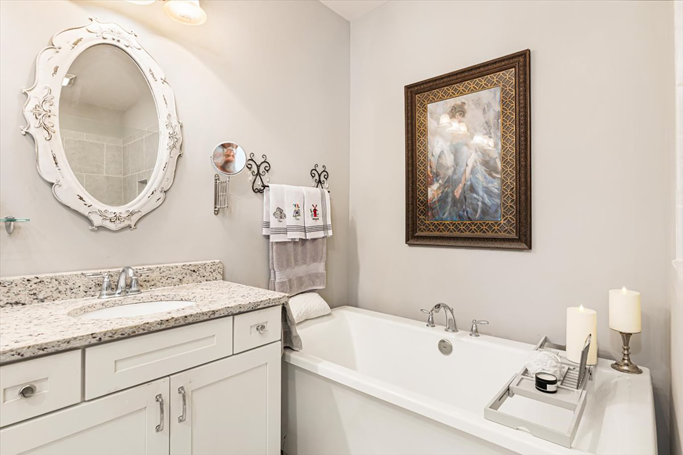  Beautifully Maintained Townhome in Gated Community - 物件實景
