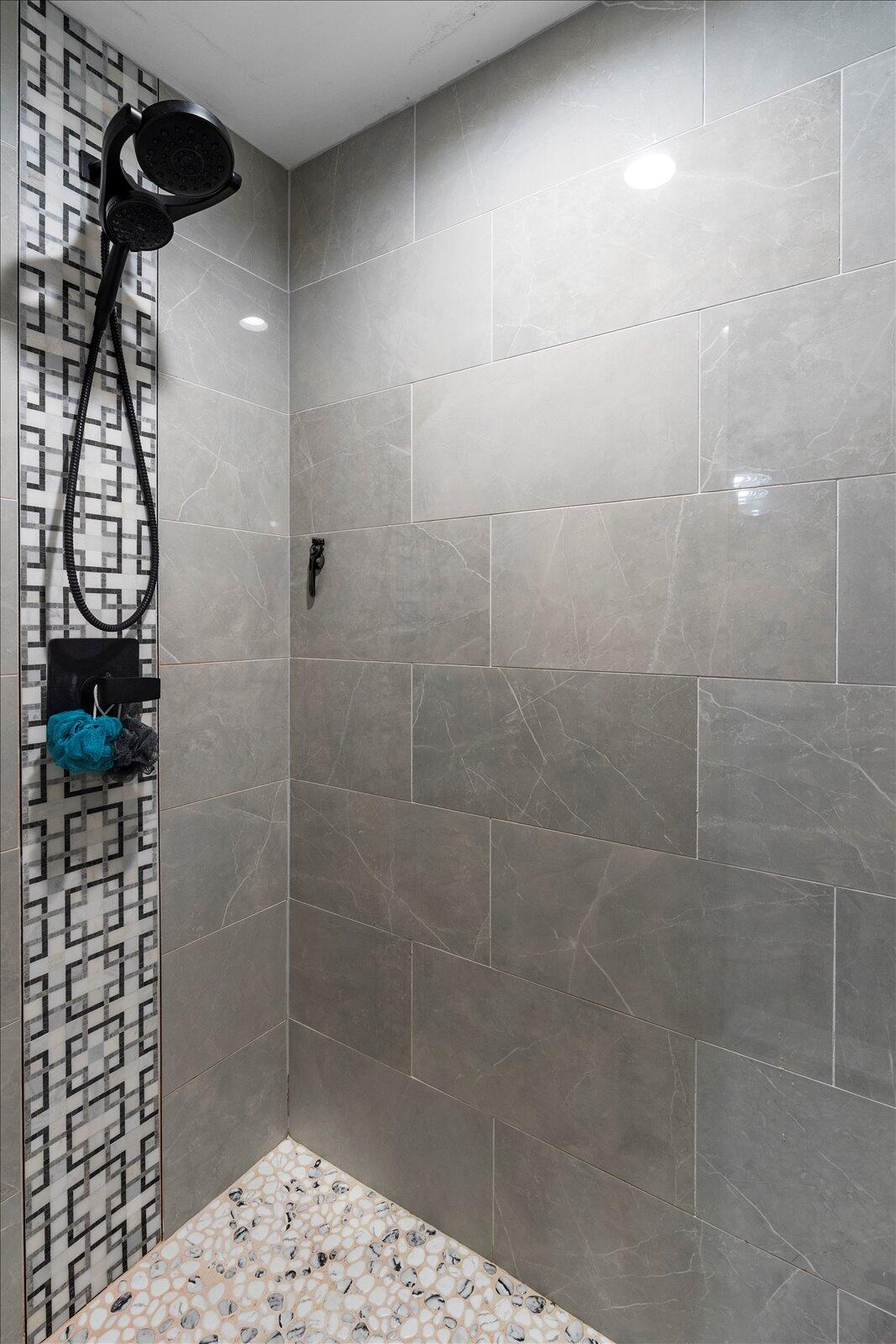 Jasper, Tennessee, 37347, United States, 3 Bedrooms Bedrooms, ,2 BathroomsBathrooms,Residential,For Sale,1976717