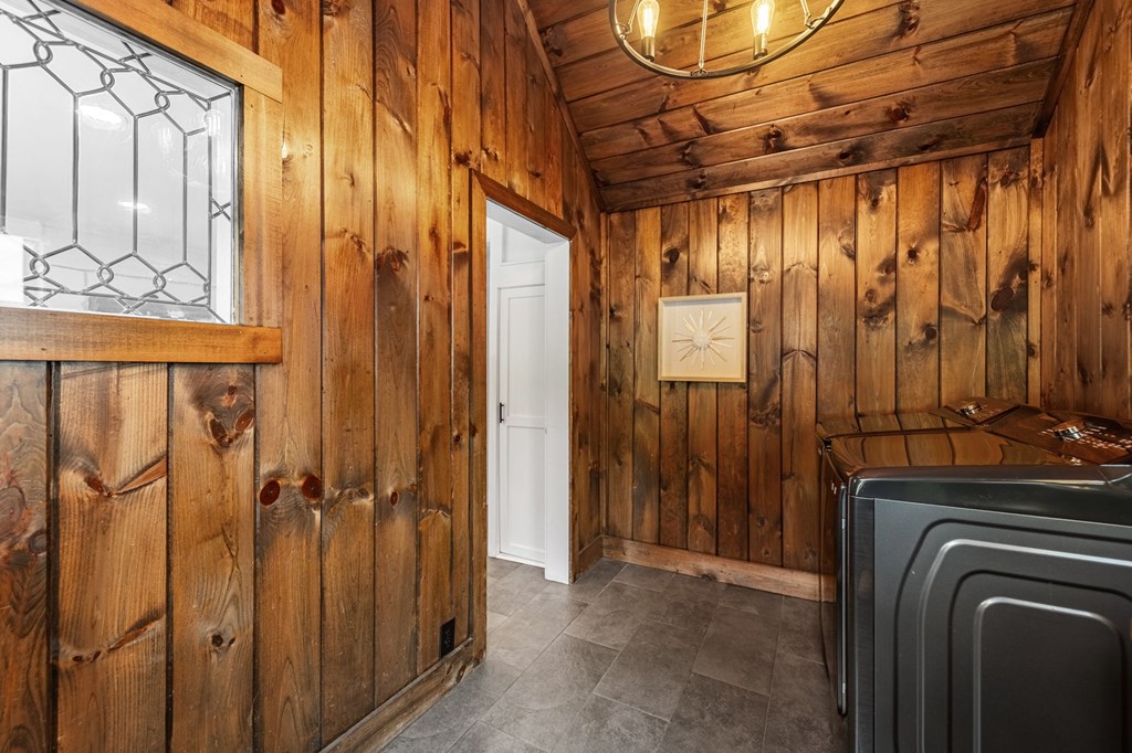Blue Ridge, Georgia, 30513, United States, 3 Bedrooms Bedrooms, ,2 BathroomsBathrooms,Residential,For Sale,1878100