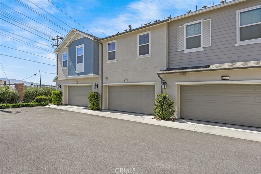 Chino, California, 91708, United States, 3 Bedrooms Bedrooms, ,3 BathroomsBathrooms,Residential,For Sale,2026423