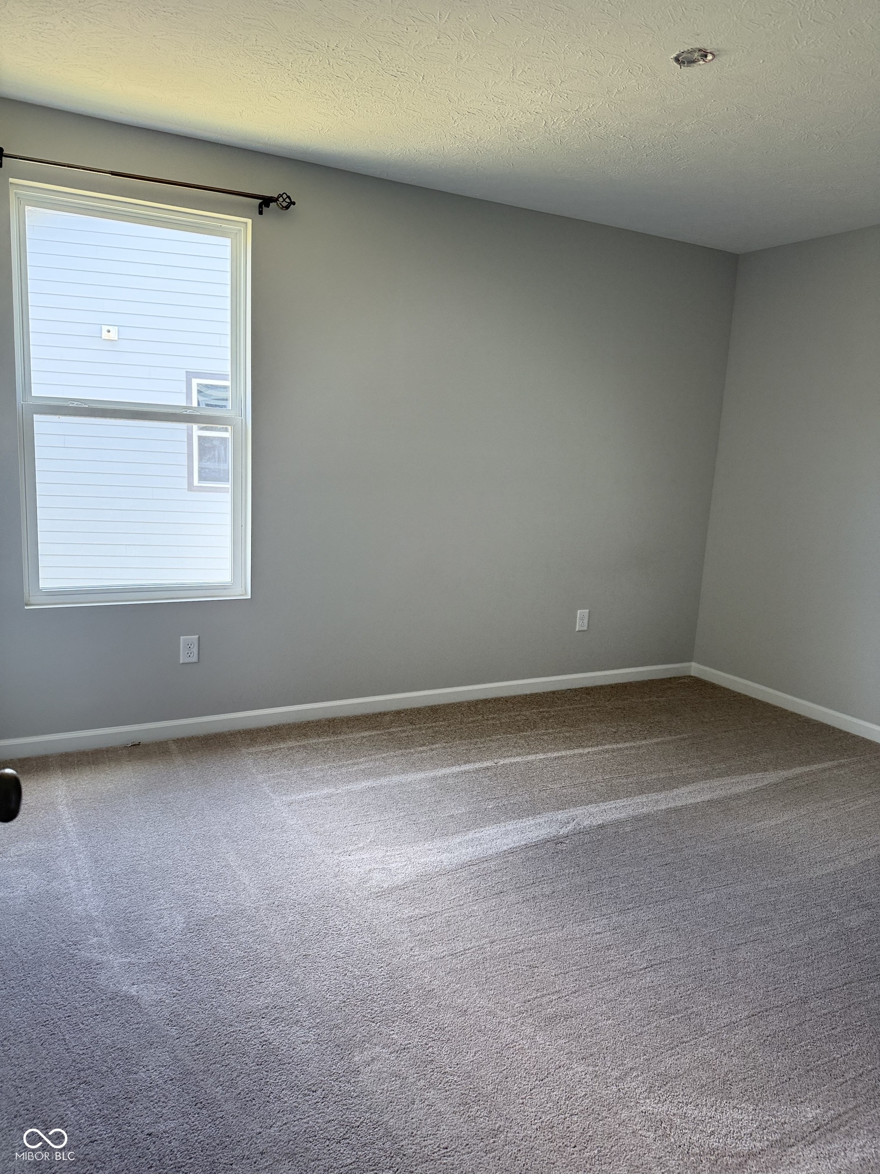 Avon, Indiana, 46123, United States, 5 Bedrooms Bedrooms, ,3 BathroomsBathrooms,Residential,For Sale,1920790