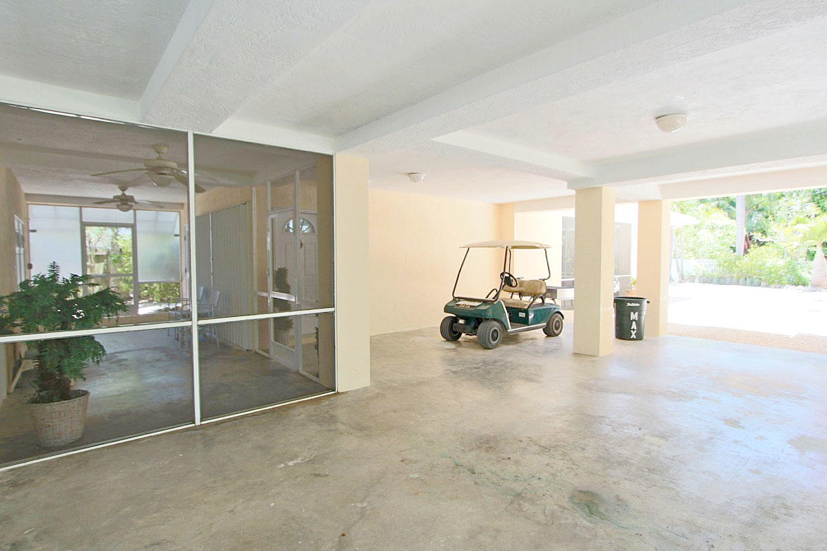 88547 Old Highway, Tavernier, Florida, 33070, United States, 4 Bedrooms Bedrooms, ,3 BathroomsBathrooms,Residential,For Sale,88547 Old Highway,1624824