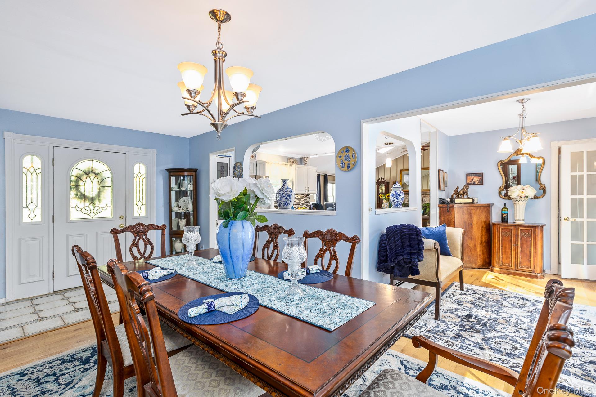 Shoreham, New York, 11786, United States, 3 Bedrooms Bedrooms, ,2 BathroomsBathrooms,Residential,For Sale,1908697