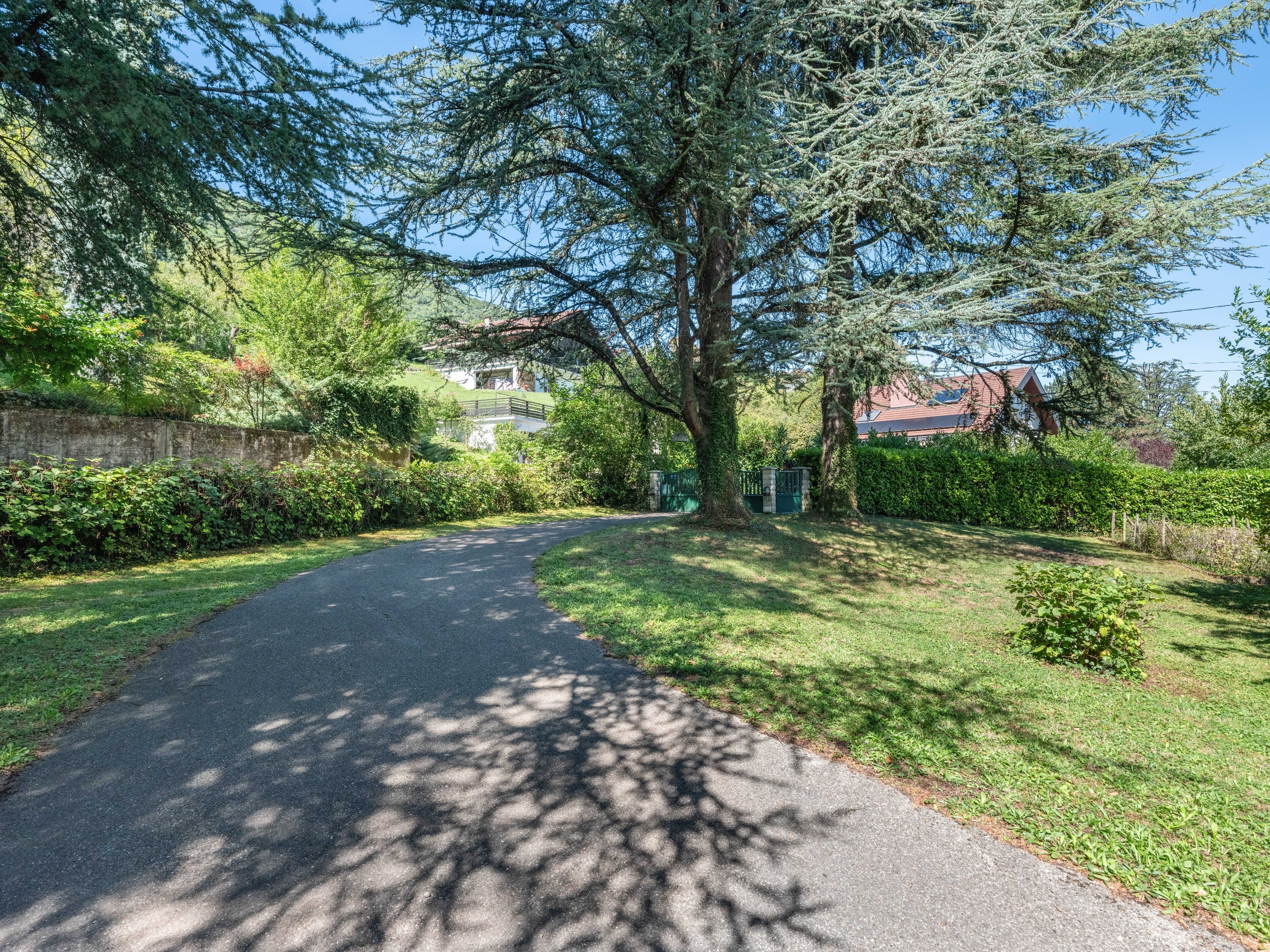  Exclusive - Charming family home with wooded grounds and swimming pool, 10 minu… - 物件實景