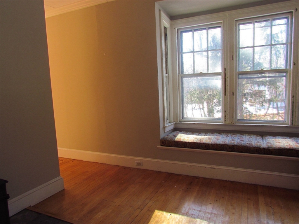 Lunenburg, Massachusetts, 01462, United States, 3 Bedrooms Bedrooms, ,3 BathroomsBathrooms,Residential,For Sale,1967616