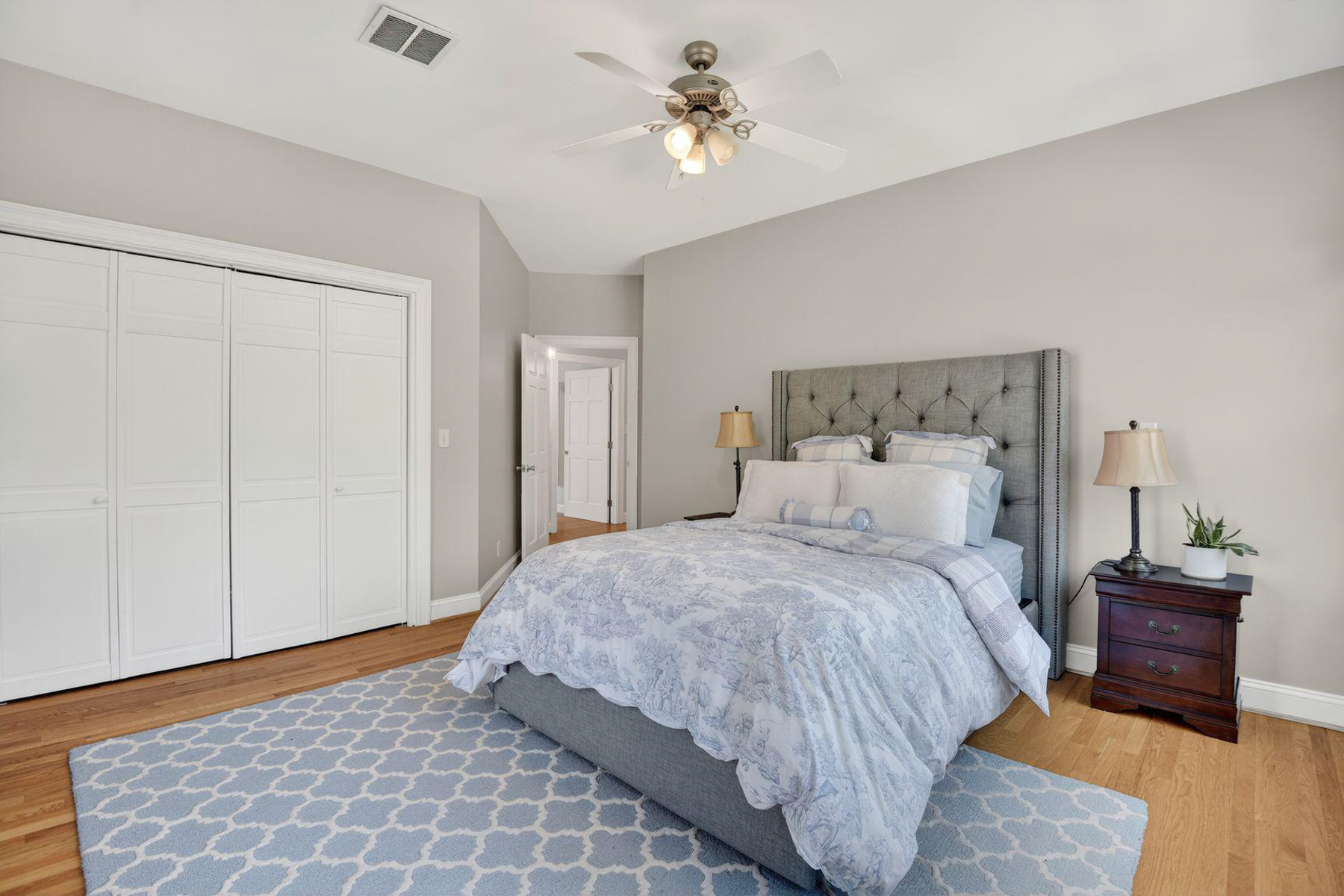  5909 Madawaska Road, Bethesda, MD, 20816 - 物件實景