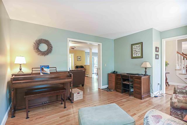 Bow, New Hampshire, 03304, United States, 4 Bedrooms Bedrooms, ,3 BathroomsBathrooms,Residential,For Sale,1900583