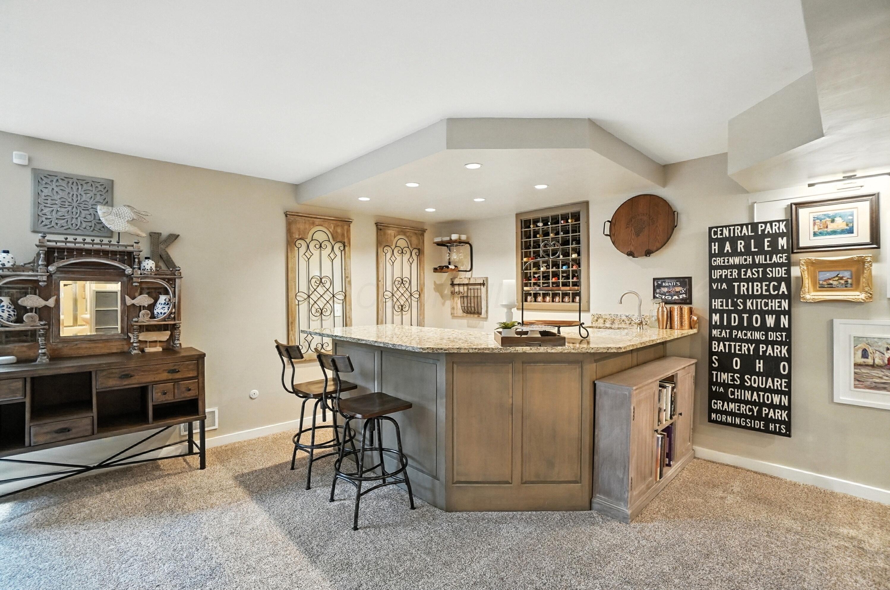 Dublin, Ohio, 43017, United States, 4 Bedrooms Bedrooms, ,4 BathroomsBathrooms,Residential,For Sale,1933327