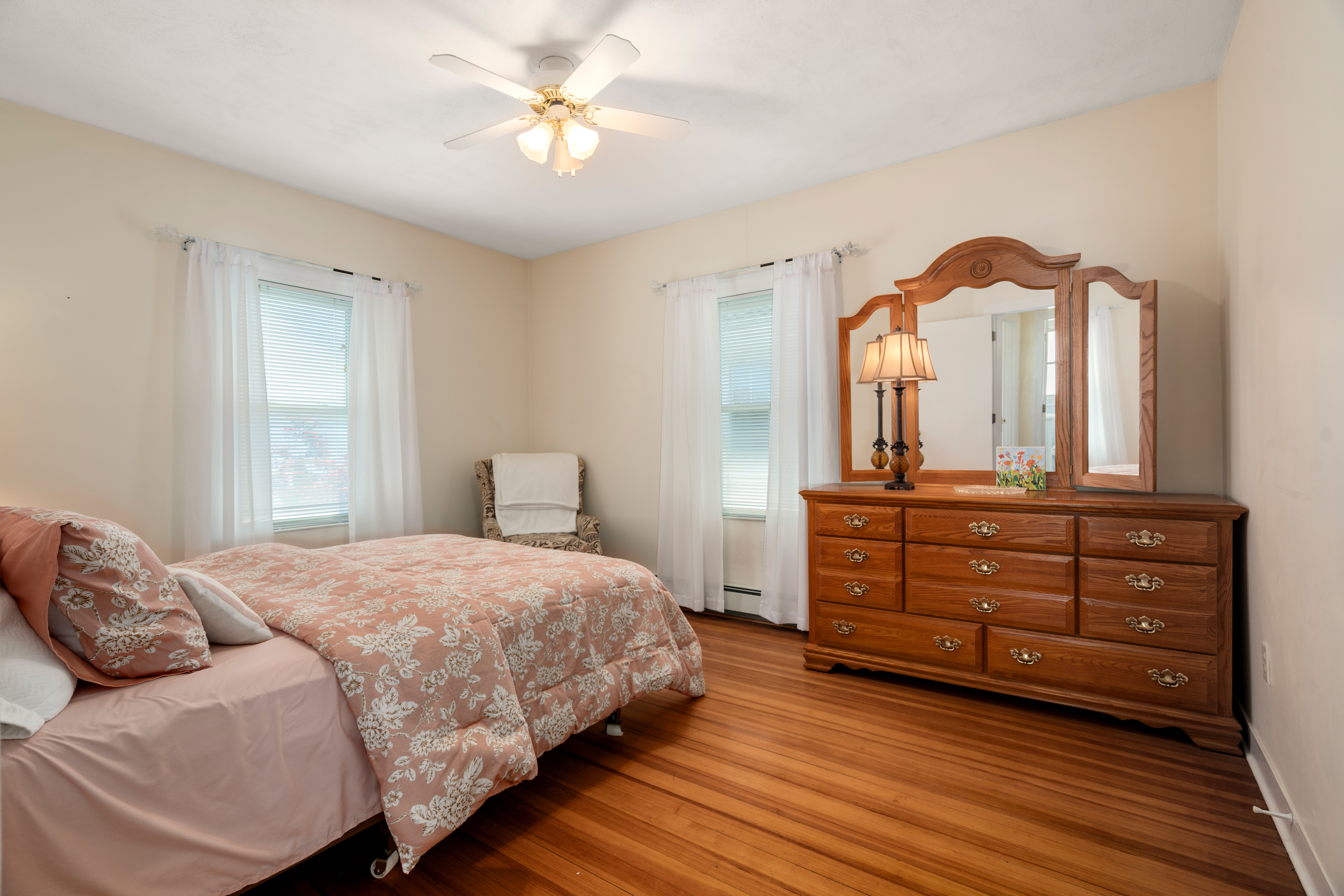  47 Alexander Avenue, Medford, MA 02155 - 物件實景