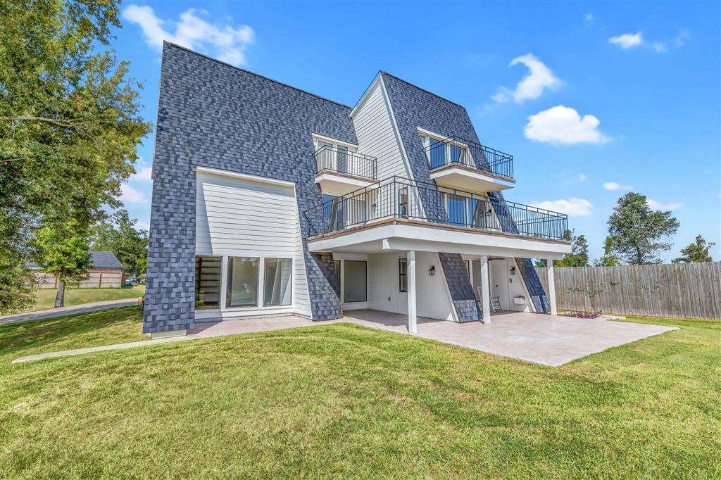 Lake Charles, Louisiana, 70605, United States, 5 Bedrooms Bedrooms, ,4 BathroomsBathrooms,Residential,For Sale,1983707