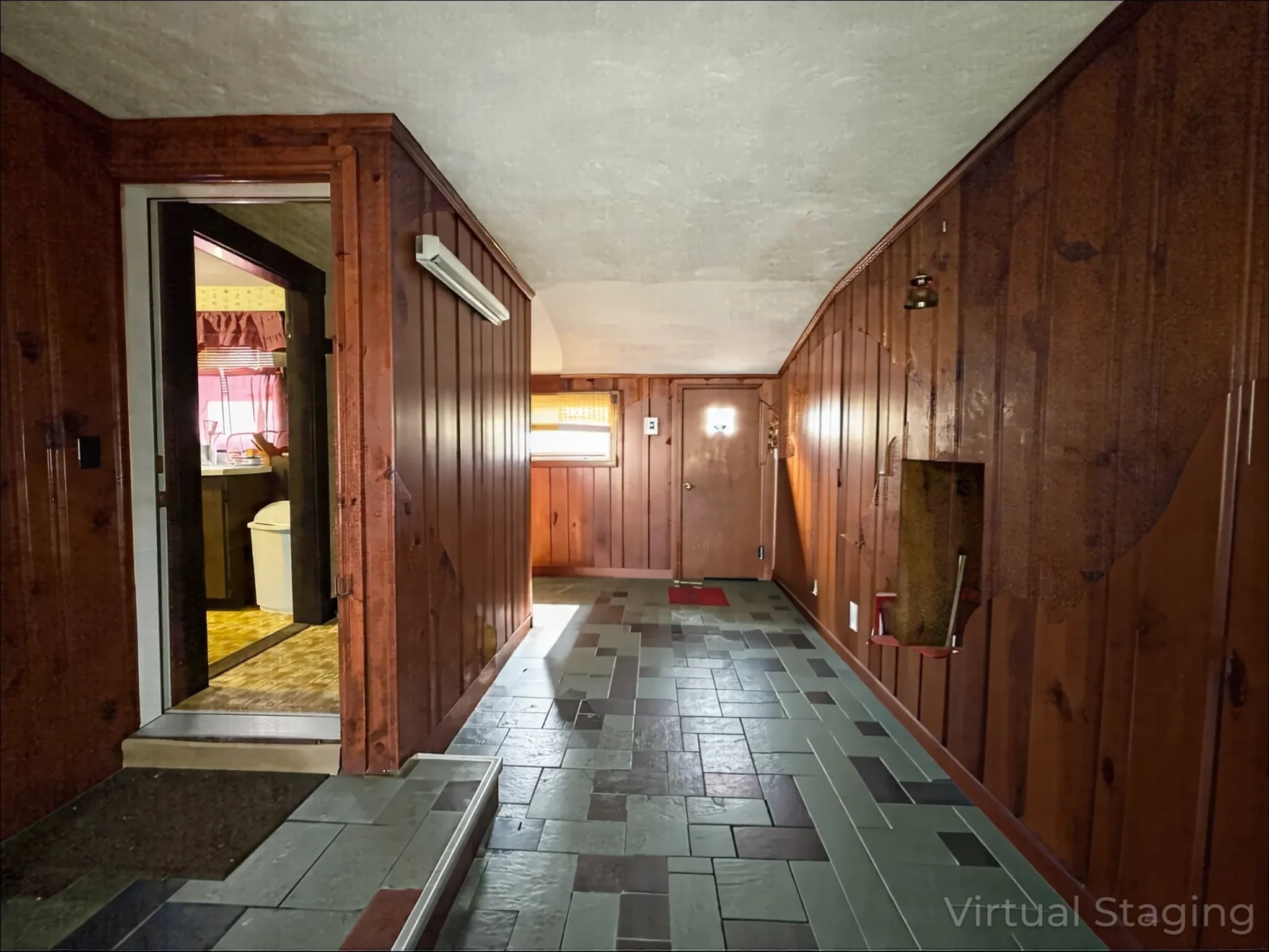 Boston, Massachusetts, 02124, United States, 4 Bedrooms Bedrooms, ,1 BathroomBathrooms,Residential,For Sale,1973789