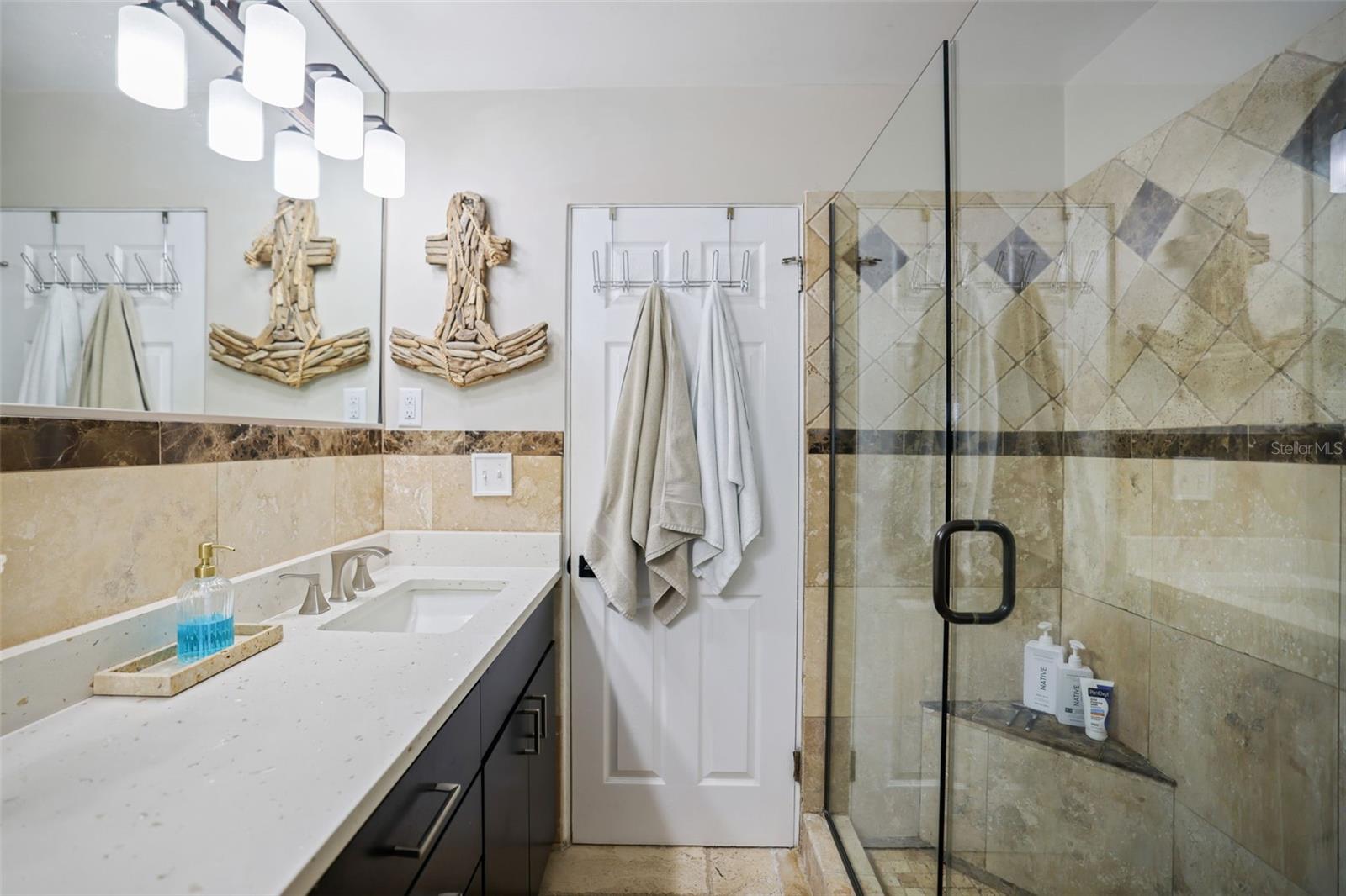 St. Petersburg, Florida, 33707, United States, 3 Bedrooms Bedrooms, ,2 BathroomsBathrooms,Residential,For Sale,1978831