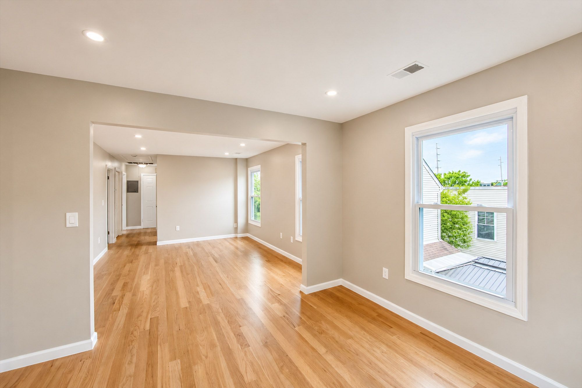  195 Van Winkle Street, East Rutherford, NJ, 07073 - 物件實景
