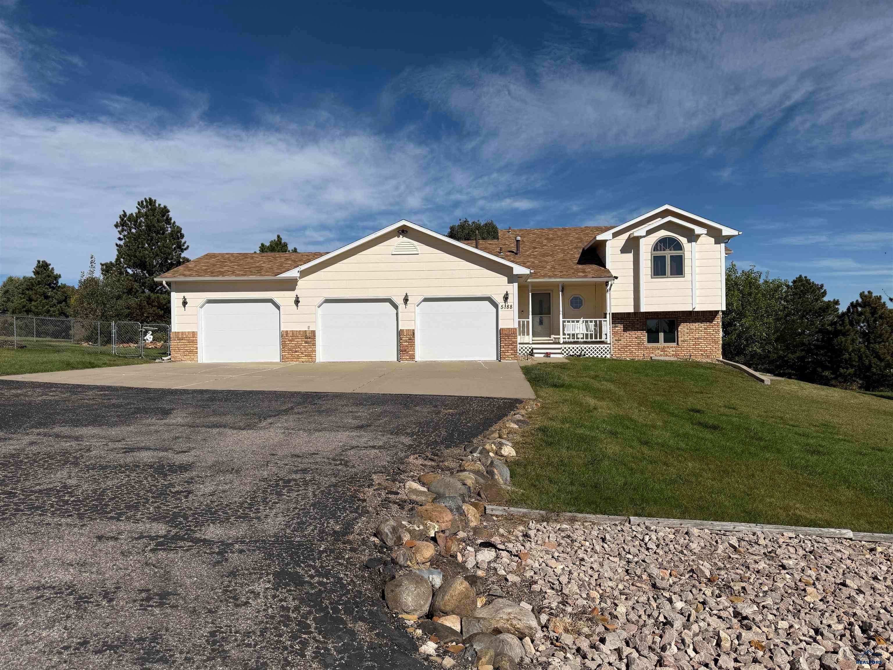 Rapid City, South Dakota, 57701-9223, United States, 4 Bedrooms Bedrooms, ,2 BathroomsBathrooms,Residential,For Sale,1991444