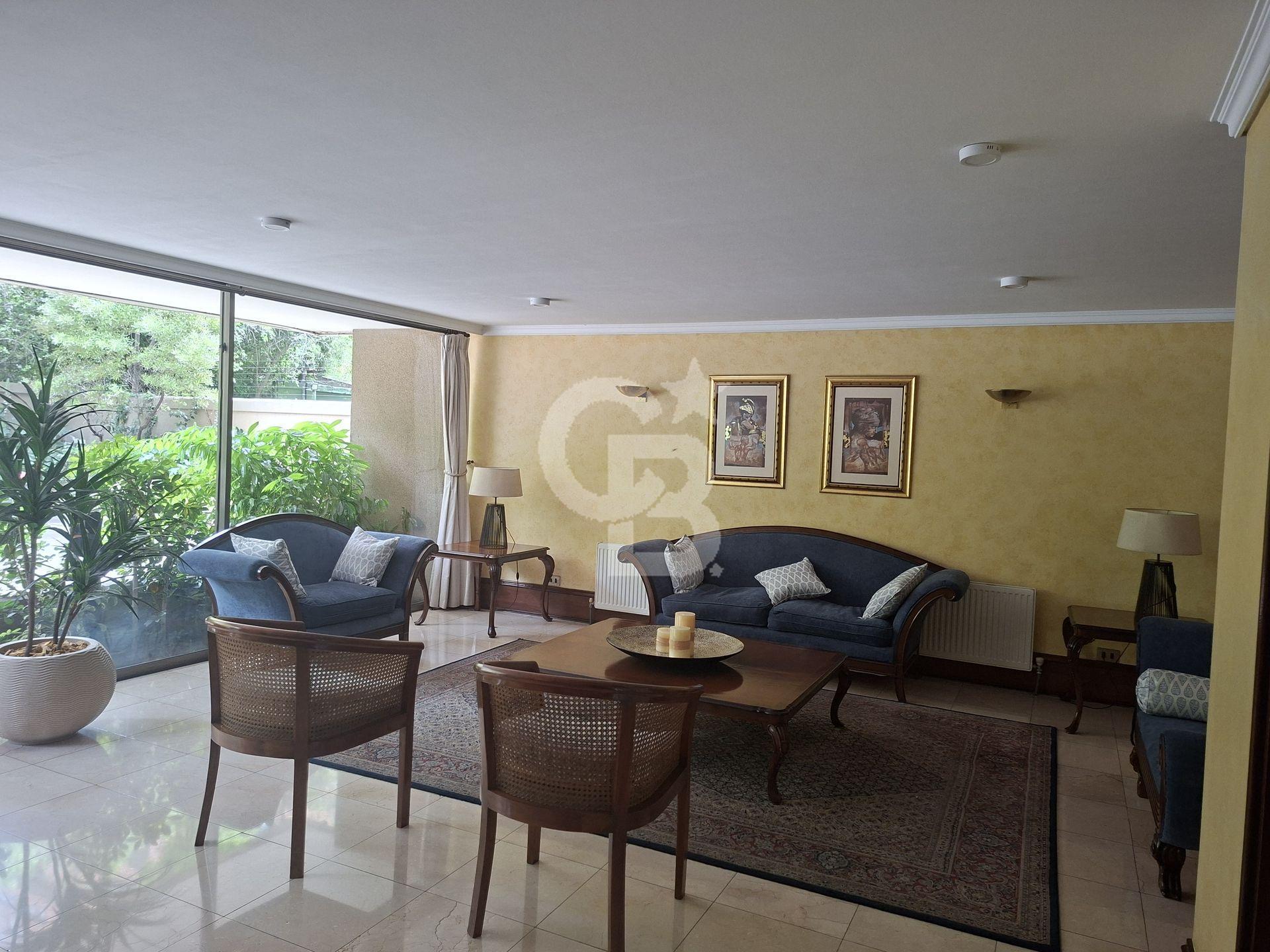 Las Condes, Chile, 4 Bedrooms Bedrooms, ,3 BathroomsBathrooms,Residential,For Sale,1998532
