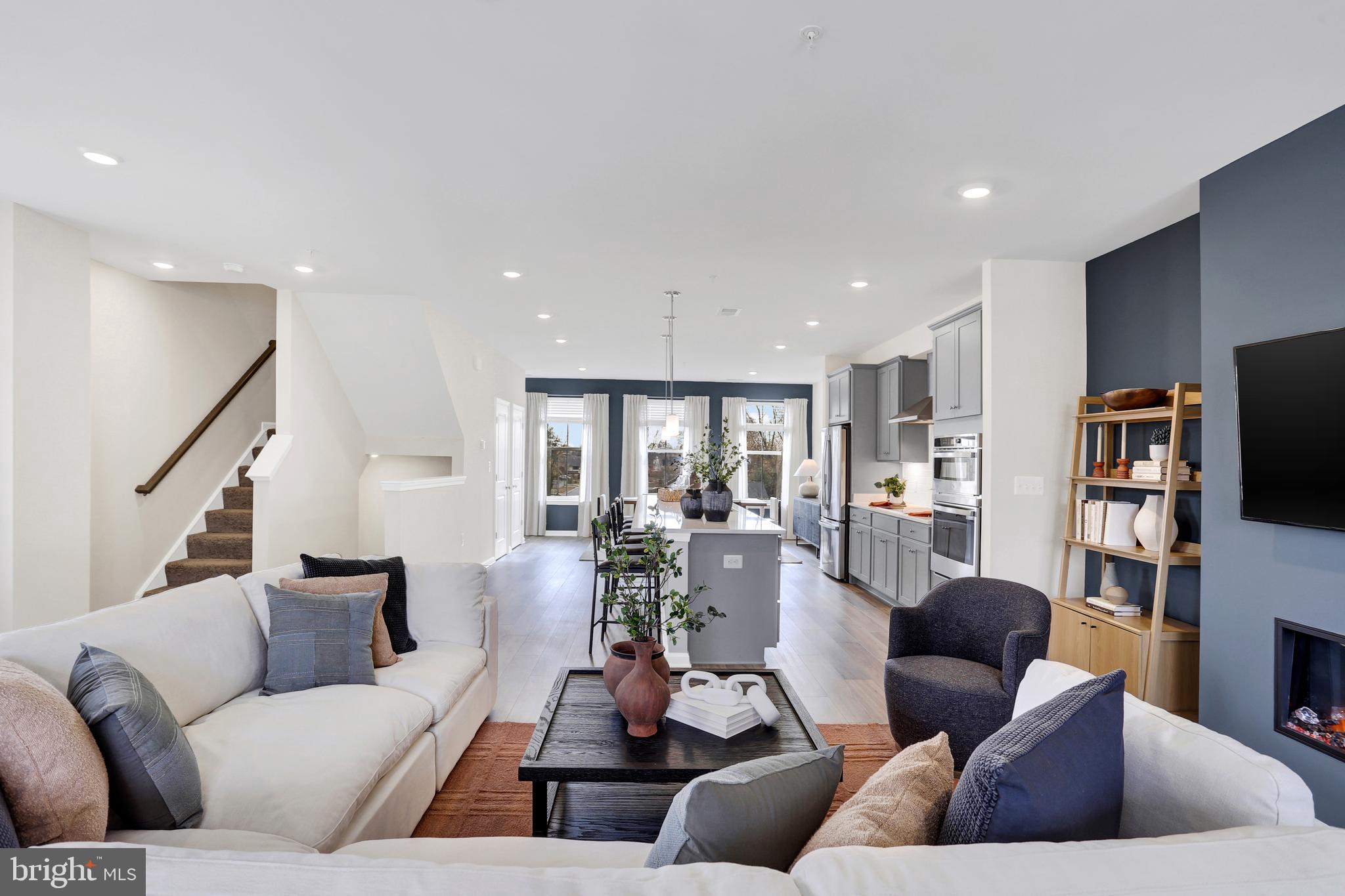 Manassas, Virginia, 20110, United States, 3 Bedrooms Bedrooms, ,3 BathroomsBathrooms,Residential,For Sale,1978984