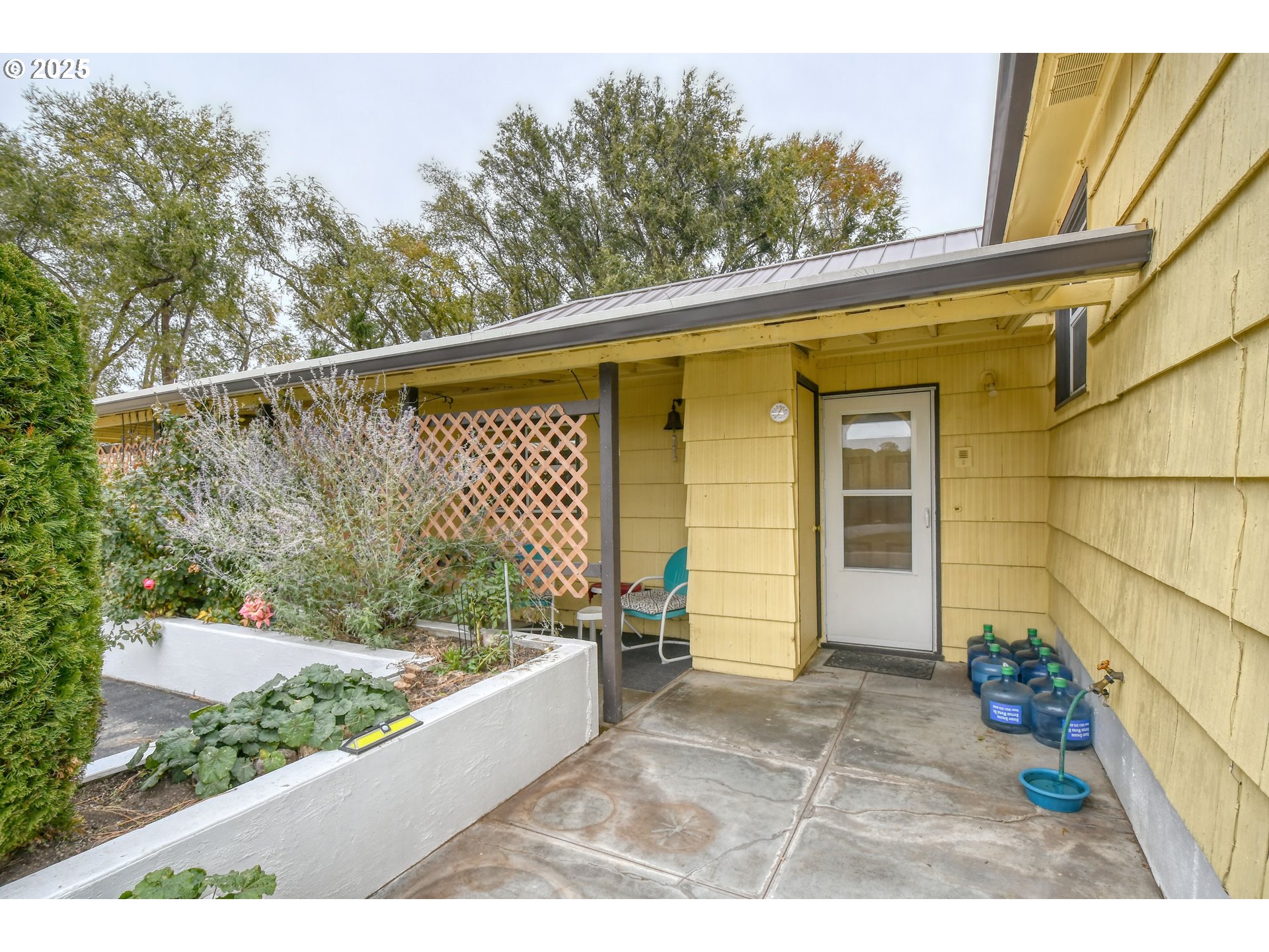 Echo, Oregon, 97826, United States, 3 Bedrooms Bedrooms, ,3 BathroomsBathrooms,Residential,For Sale,1987852