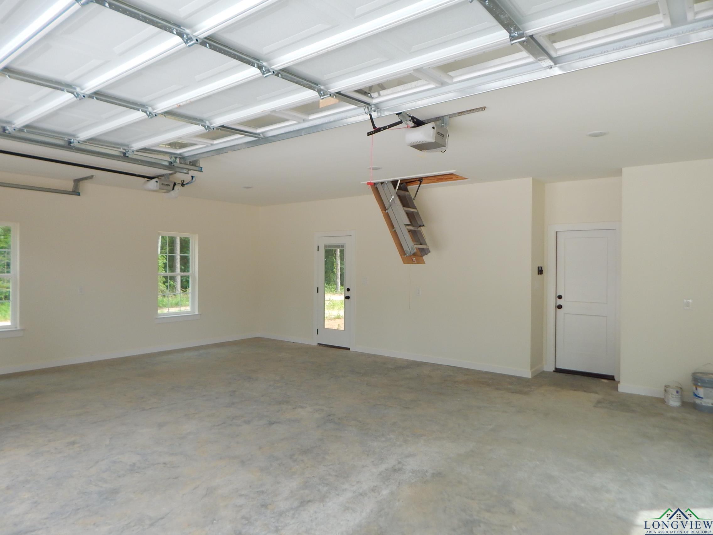 Gilmer, Texas, 75645, United States, 5 Bedrooms Bedrooms, ,3 BathroomsBathrooms,Residential,For Sale,1758754