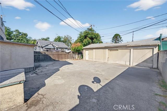 Los Angeles, California, 90003, United States, ,Residential,For Sale,1977339