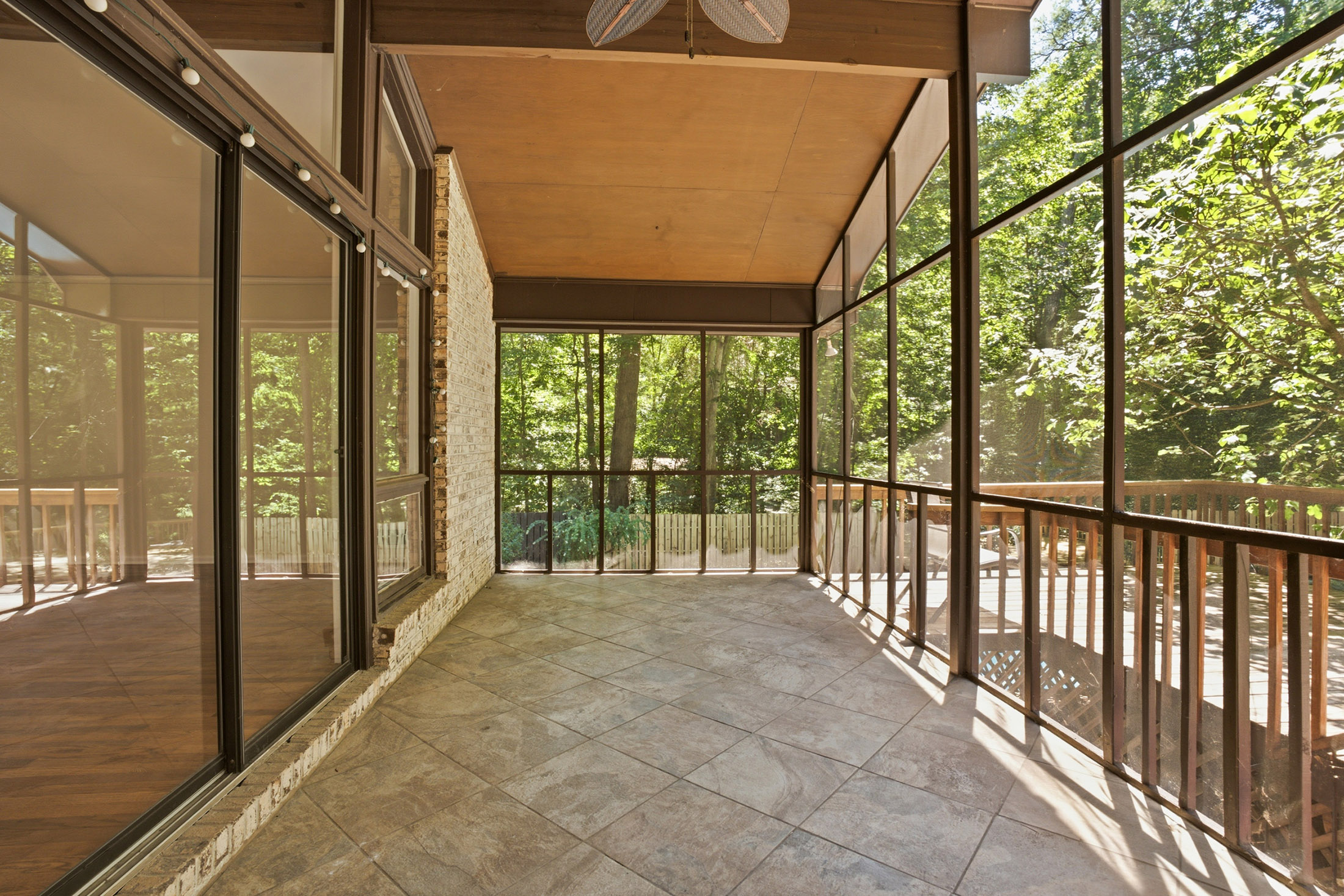  Tucked Away on a Peaceful Cul-de-Sac in Tucker’s Westhampton Neighborhood - 物件實景