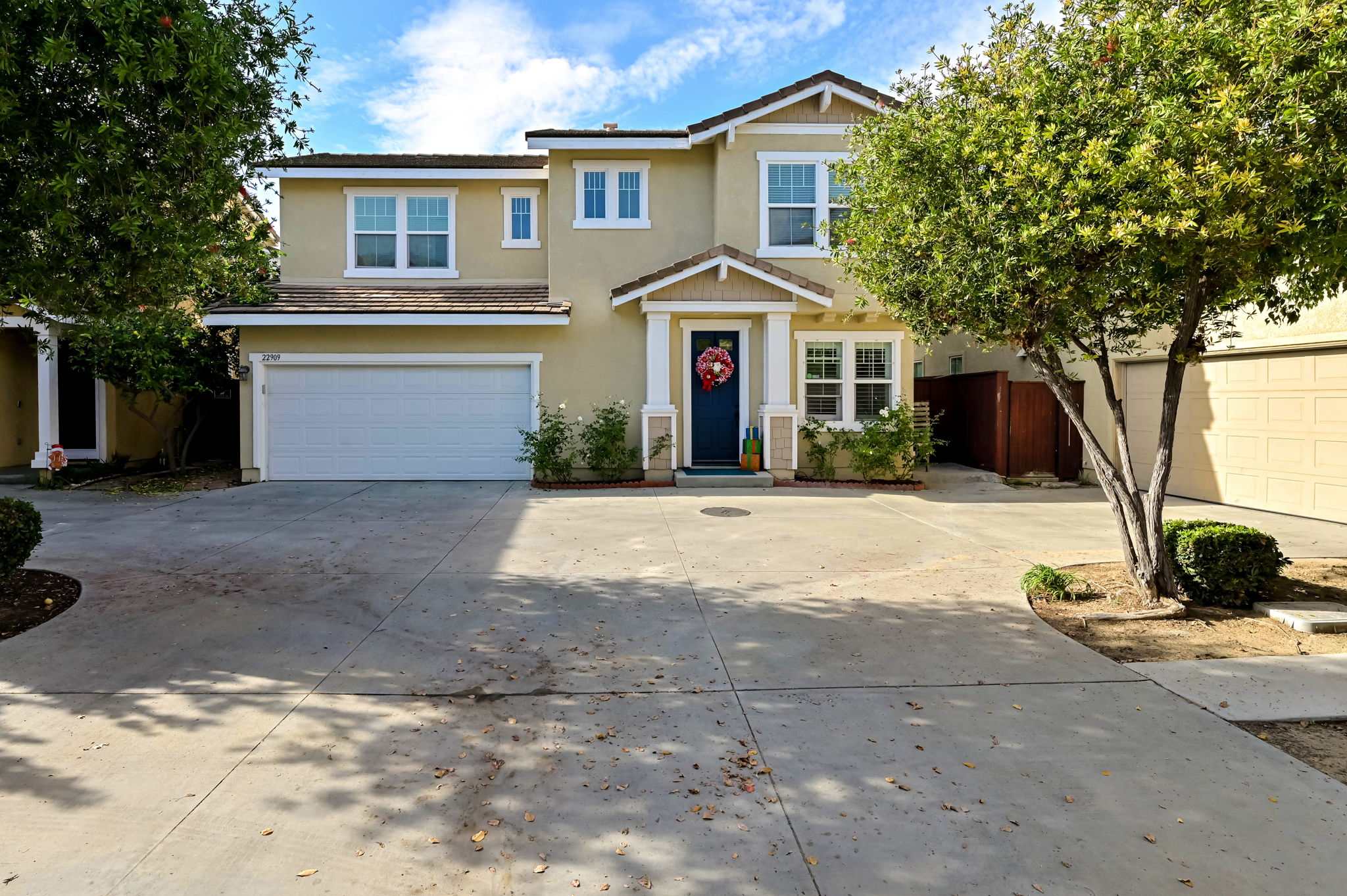 Carson, California, 90745, United States, 3 Bedrooms Bedrooms, ,3 BathroomsBathrooms,Residential,For Sale,2001488