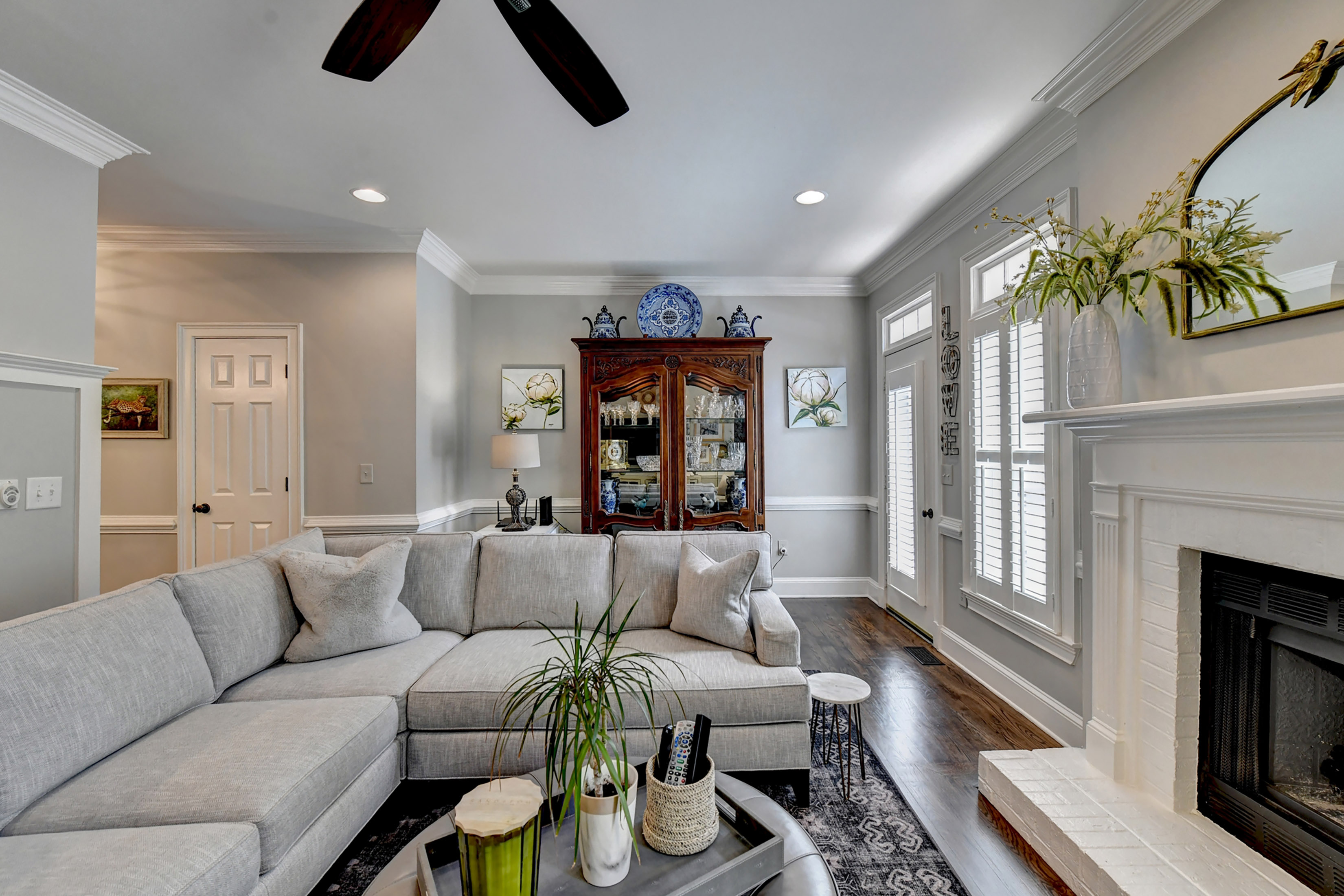  Lovely End-Unit Townhome in Roswell - 物件實景