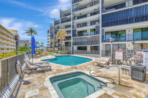 Hillsboro Beach, Florida, 33062, United States, 2 Bedrooms Bedrooms, ,3 BathroomsBathrooms,Residential,For Sale,1975295