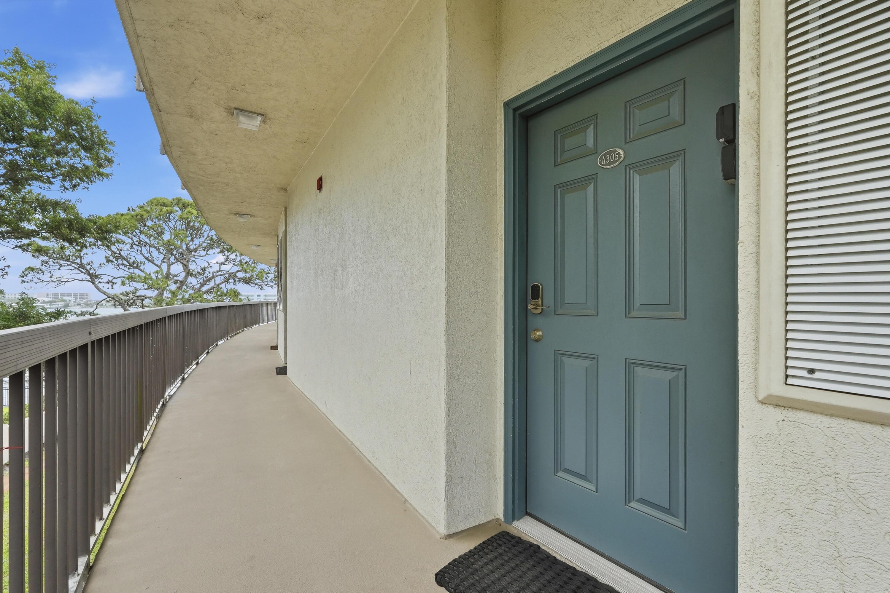 Miracle Strip Pkwy, Fort Walton Beach, FL 32548