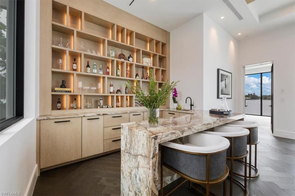 Naples, Florida, 34102, United States, 5 Bedrooms Bedrooms, ,7 BathroomsBathrooms,Residential,For Sale,1991878