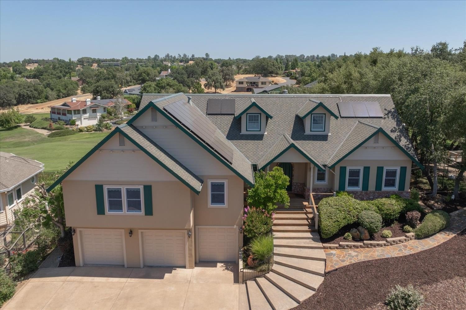 Angels Camp, California, 95222, United States, 5 Bedrooms Bedrooms, ,5 BathroomsBathrooms,Residential,For Sale,1979425