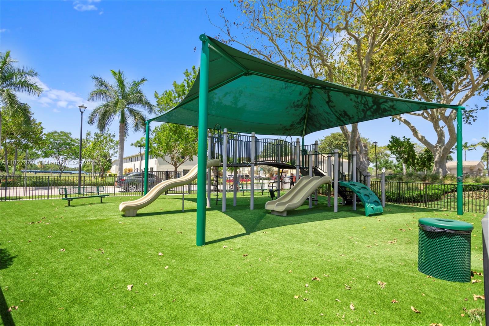 Miami, Florida, 33179, United States, 3 Bedrooms Bedrooms, ,3 BathroomsBathrooms,Residential,For Sale,1868662