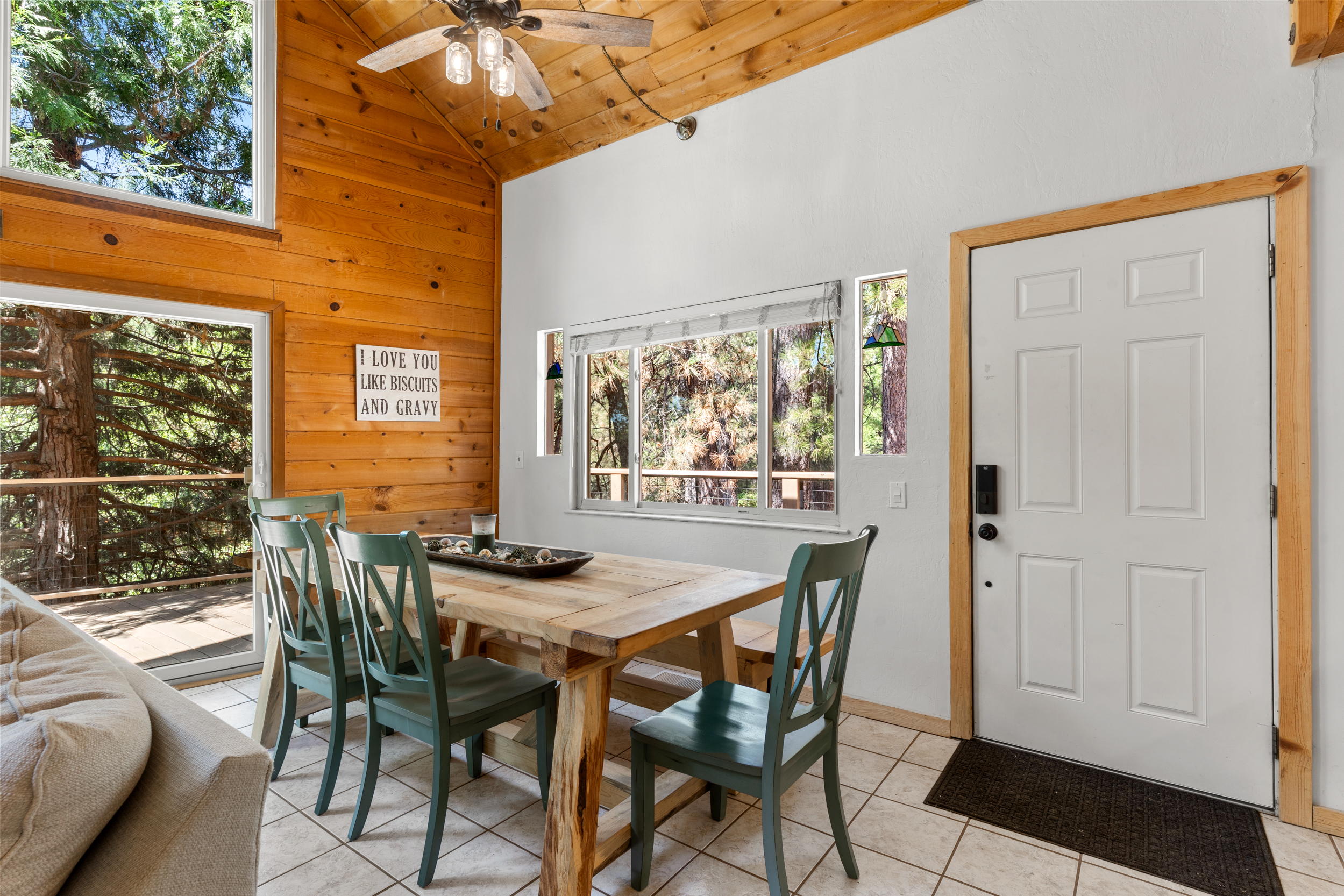  5671 Lago Lane, Garden Valley, CA 95633 - 物件實景