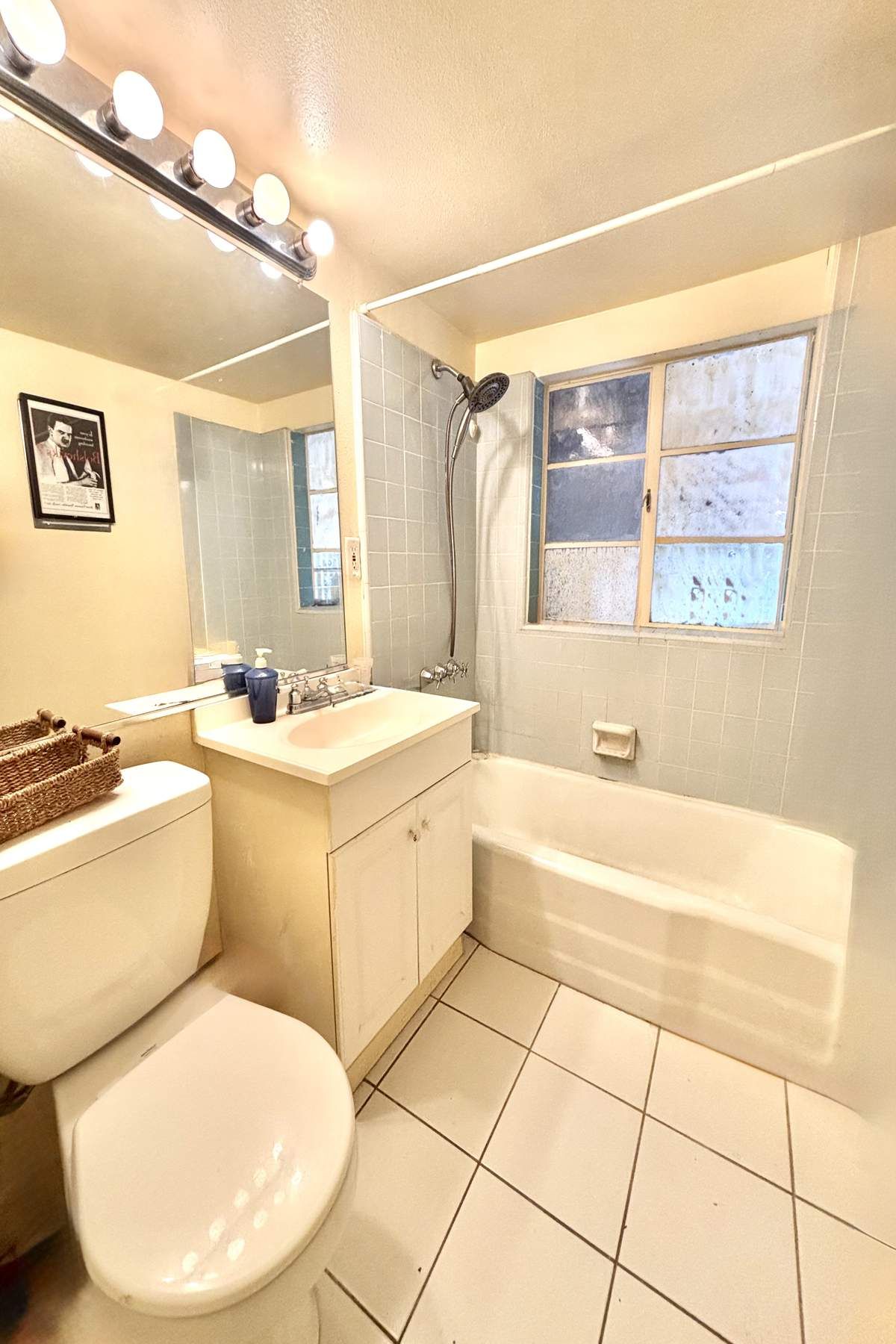  6041 Cleon Avenue - 物件實景